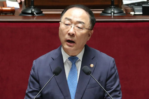 홍남기 “일본 수출규제 대응한 추경이 더 늘어야 해 국회 판단 필요" 