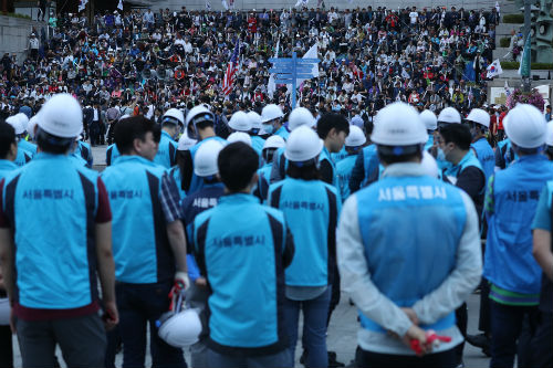 우리공화당 광화문광장 천막 자진철거, 서울시 “손해배상 청구”