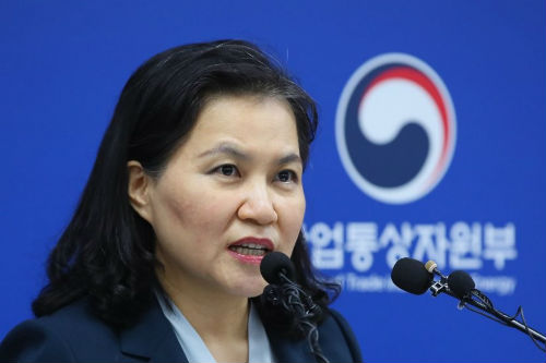 유명희 “일본의 수출제한조치는 차별금지 위반, WTO 제소한다”