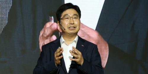 황윤철, 경남은행 경영전략회의에서 