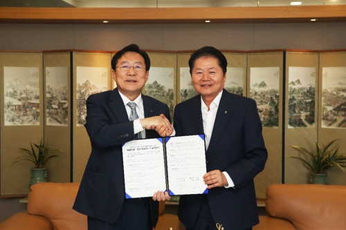 김병원 김기문, 농협과 중소기업중앙회 동반성장 지원 위해 손잡아 