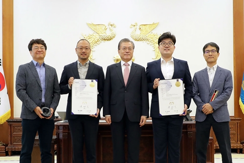 문재인 “한국은 특허강국, 기술자립 위해 특허보호 지원하겠다”