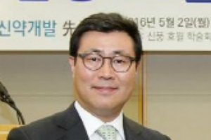 신풍제약 오너 장원준, 신약 말라리아 치료제 성과 들고 경영복귀하나