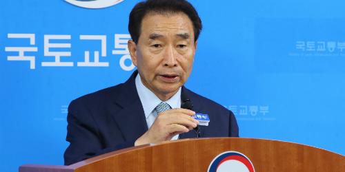 이강래 “대법원 판결받은 도로공사 도로요금 수납원만 직접고용