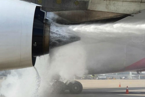 인천공항에서 아시아나항공 엔진에서 화재 발생, 인명피해는 없어
