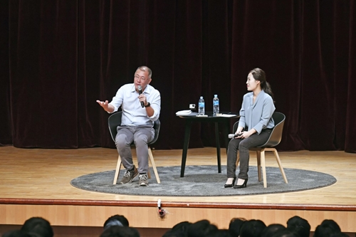 현대차 '수부' 정의선 임직원과 허물없이 만나다, "결재판은 싫어했다"