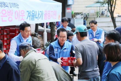 성대규, 신한생명 나눔장터 통해 얻은 수익으로 소외계층 지원