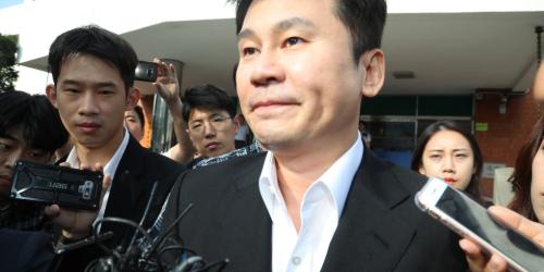 양현석, YG엔터테인먼트 비아이 마약사건 무마 혐의로 검찰에 넘겨져 