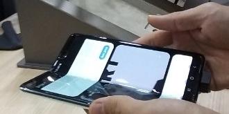 [한국전자전 현장] 접거나 말거나, 삼성 갤럭시폴드 LG 롤러블TV 긴 줄