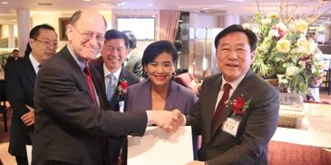 중기회장 김기문, 미국 연방하원의원 만나 개성공단 재개 필요성 설득 