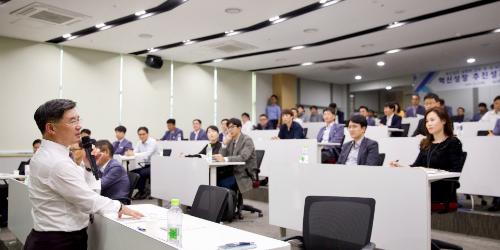 한전KDN, 스마트시티와 수소경제사업 추진 위해 전문가 의견 모아