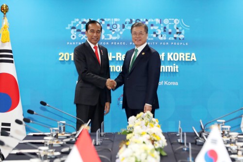 문재인, 인도네시아 대통령 만나 포괄적 경제동반자협정 체결