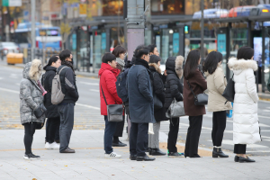 주말 30일 흐리고 일부지역은 비나 눈, 휴일은 오후에 전국 비 