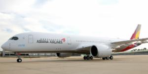 아시아나항공 싱가포르행 여객기, 엔진 이상으로 마닐라에 긴급착륙