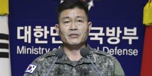 북한 초대형 방사포 추정 2발 발사, 합참 "긴장고조행위 즉각 중단"