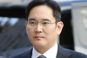 삼성SDI 투자유치 바라는 군산, '이재용 선처' 탄원서 놓고 갈등 빚어져 