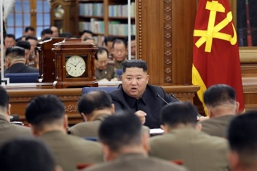 김정은, 북한 노동당 중앙군사위 열고 '자위적 국방력' 강화 지시 