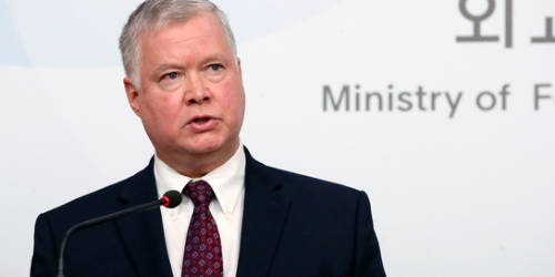 미국 국무부 대북특별대표 스티븐 비건, 북한에 회동 제안 