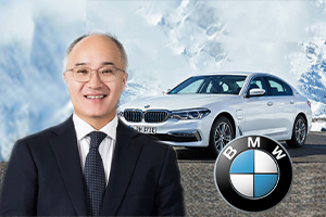 BMW 새 5 시리즈 한국에서 첫 공개, <a href='https://www.businesspost.co.kr/BP?command=article_view&num=137203' class='human_link' style='text-decoration:underline' target='_blank'>한상윤</a> 이미지 회복 위해 고삐 죄 