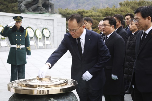 한화그룹 방산계열사 애국시무식, 옥경석 “사업보국 초심 지킨다”