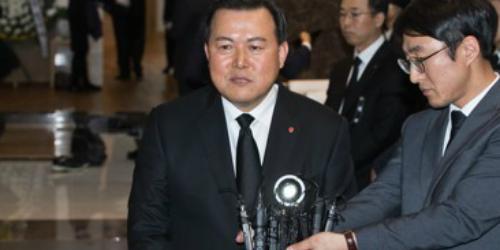 황각규의 신격호 회고, 