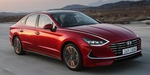 신차 출시 뒤 평균 한 달 반이면 중고차시장에 매물로 나와