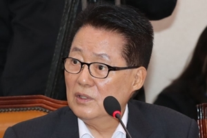 박지원 “광주민주화운동을 ‘무슨 사태’ 발언한 황교안 정신상태 의심”