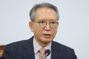 김형오, 홍준표의 '한국당 양산을 출마' 뜻 받아들고 "절반의 수확"