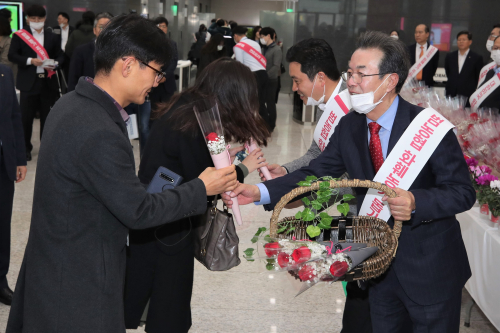 농협 화훼류 소비촉진 행사 진행, 이성희 “꽃 소비 확대대책 마련” 