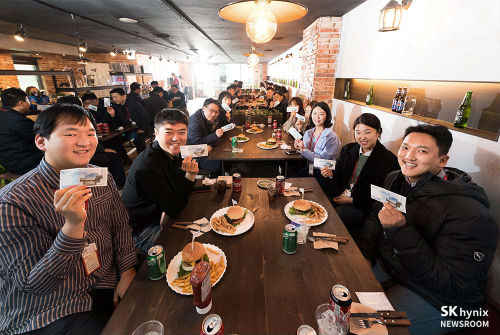 SK하이닉스, 매주 하루 구내식당 닫고 코로나19 피해 지역상권 이용