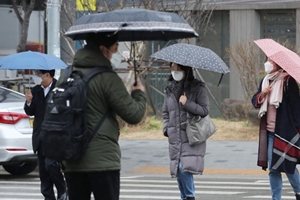 주말 7일 전국 흐리고 남부지방 비, 휴일 8일은 전국적으로 맑아 