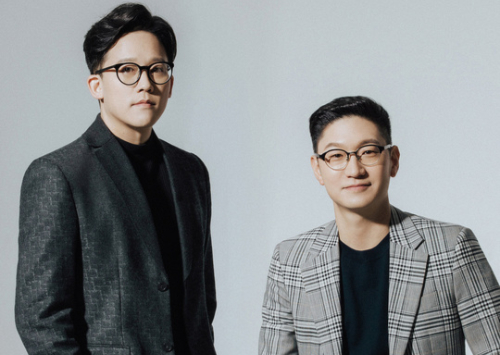 SM엔터테인먼트 공동대표에 이성수 탁영준, 이성수는 <a href='https://www.businesspost.co.kr/BP?command=article_view&num=294374' class='human_link' style='text-decoration:underline' target='_blank'>이수만</a> 처조카