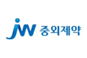 JW중외제약 JW홀딩스 주가 장중 급등, 코로나19 치료용 항생제 수출