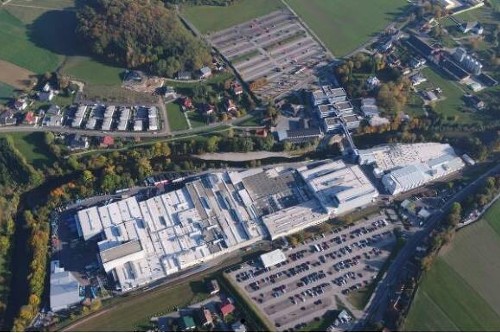 LG전자 자회사 ZKW, 코로나19로 오스트리아 공장 생산량 줄여