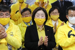 [출구조사] 정의당 기대 버리지 않은 심상정, "밤 새워 지켜 보겠다" 