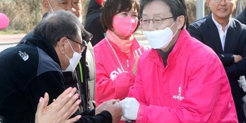 유승민 거침없는 선거 발걸음, 총선 뒤 통합당에 지을 집 보인다   