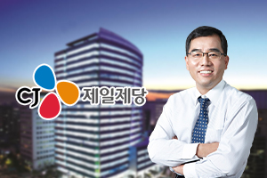 <a href='https://www.businesspost.co.kr/BP?command=article_view&num=314701' class='human_link' style='text-decoration:underline' target='_blank'>강신호</a>, CJ제일제당 오랜 꿈 '글로벌 바이오기업 1위' 향해 무한도전 