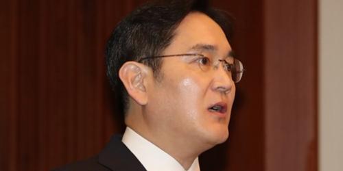 [오늘Who] 이재용 삼성 경영 대물림 포기, 새 승계체제 안착 짊어져 