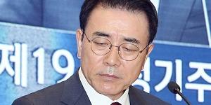 조용병 주가부양 의지 밀어붙여, 신한금융지주 시가총액 선두 지킨다 