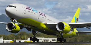 진에어 운수권 배제 더 길어지나, 통합항공사 탄생 기약없어 발만 동동