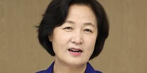 추미애, 아들사건 수사 들어간 검찰의 반격에도 개혁 고삐 더 죈다