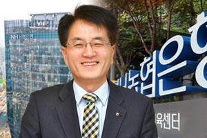 손병환, NH농협은행 마이데이터 경쟁력 위해 자체 간편결제 만지작