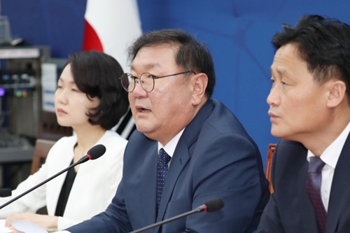 김태년 “통합당 제외하고 국회 상임위원장 선출한 뒤 정상화 추진”