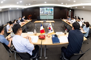 한국철도, 프랑스 국영철도와 고속철도 선로 공동연구 진행하기로 