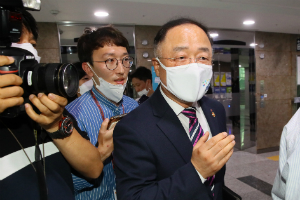 당정, 종부세 최고세율 대폭 올리는 부동산대책을 10일 발표하기로 