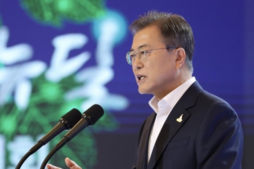 한국판 뉴딜에 2025년까지 160조 투자, 일자리 190만 개 창출 목표 