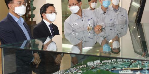 삼성중공업 찾은 노석환, 남준우에게 관세청의 조선업 지원 설명 