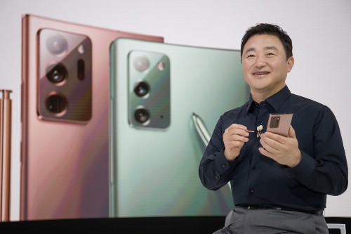 삼성전자 스마트폰 절호의 기회, 애플 화웨이는 미중 갈등에 발목잡혀