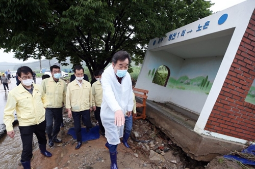 [오늘Who] 이재명 턱밑 추격, 이낙연 목소리 내는 리더십으로 바꾸나 