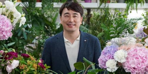 CJ올리브네트웍스 대표 차인혁, 화훼농가 돕기 릴레이 캠페인 참여